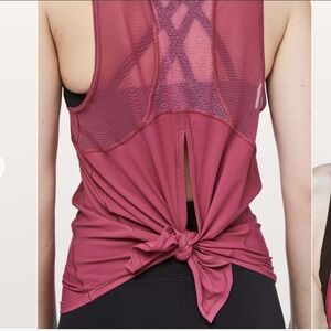 Lululemon sculpt tank tie back 10 VLRD violet red